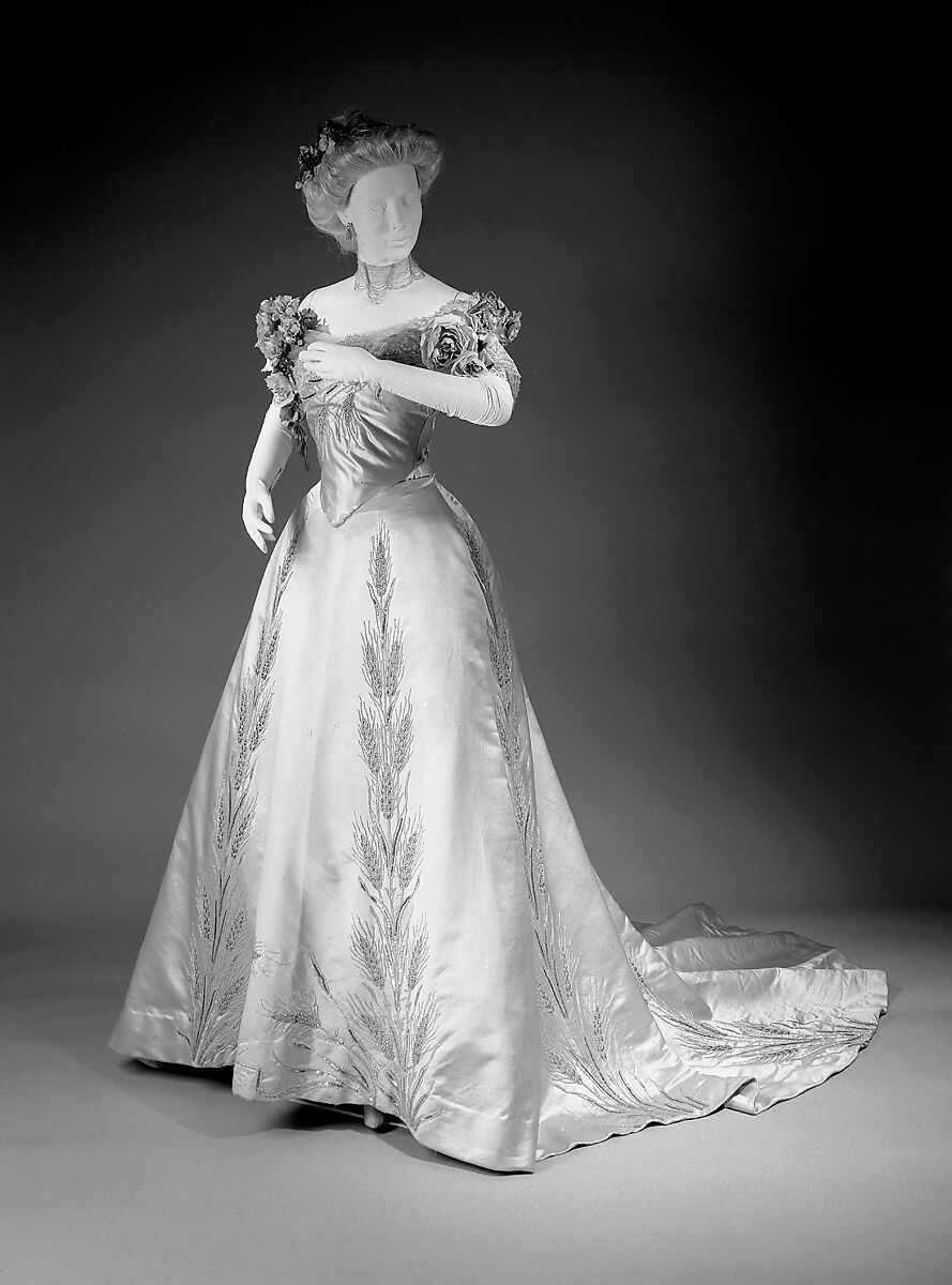 Ball gown, House of Worth (French, 1858–1956), silk, rhinestones, French
