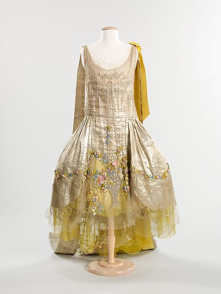 Court presentation dress, Boué Soeurs (French, active 1899–1957), silk, metal, rhinestones, French 