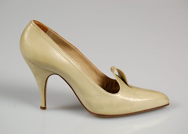 Pumps, Durer, leather, French