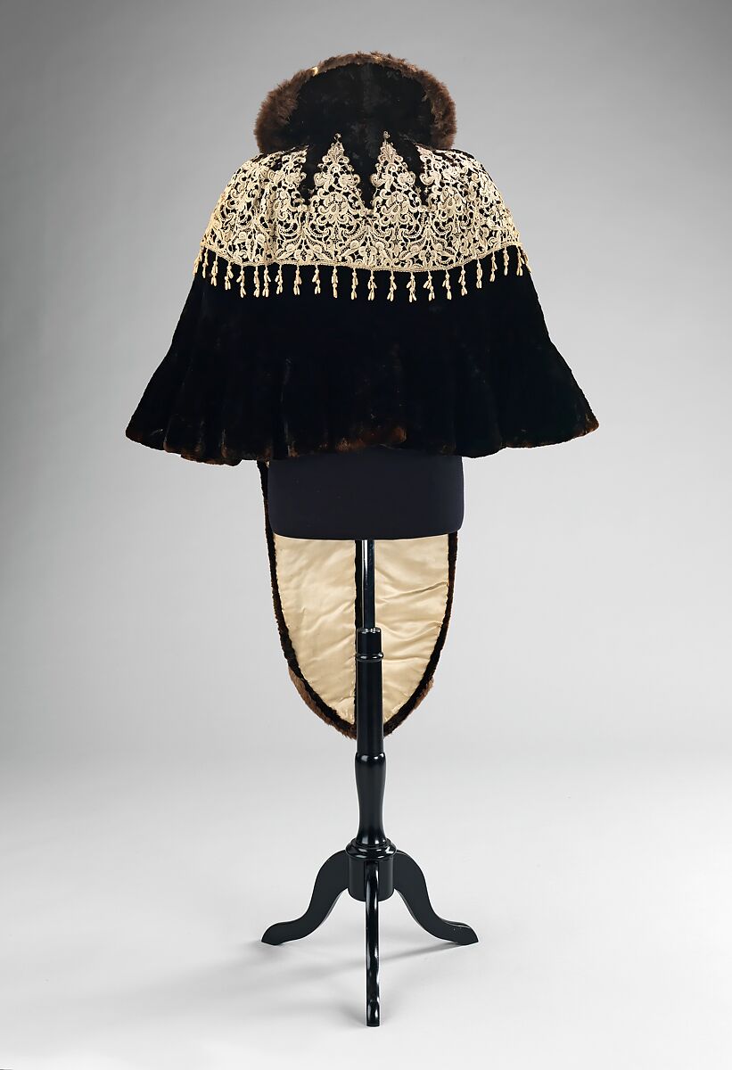 Evening mantle, House of Worth (French, 1858–1956), fur, linen, French