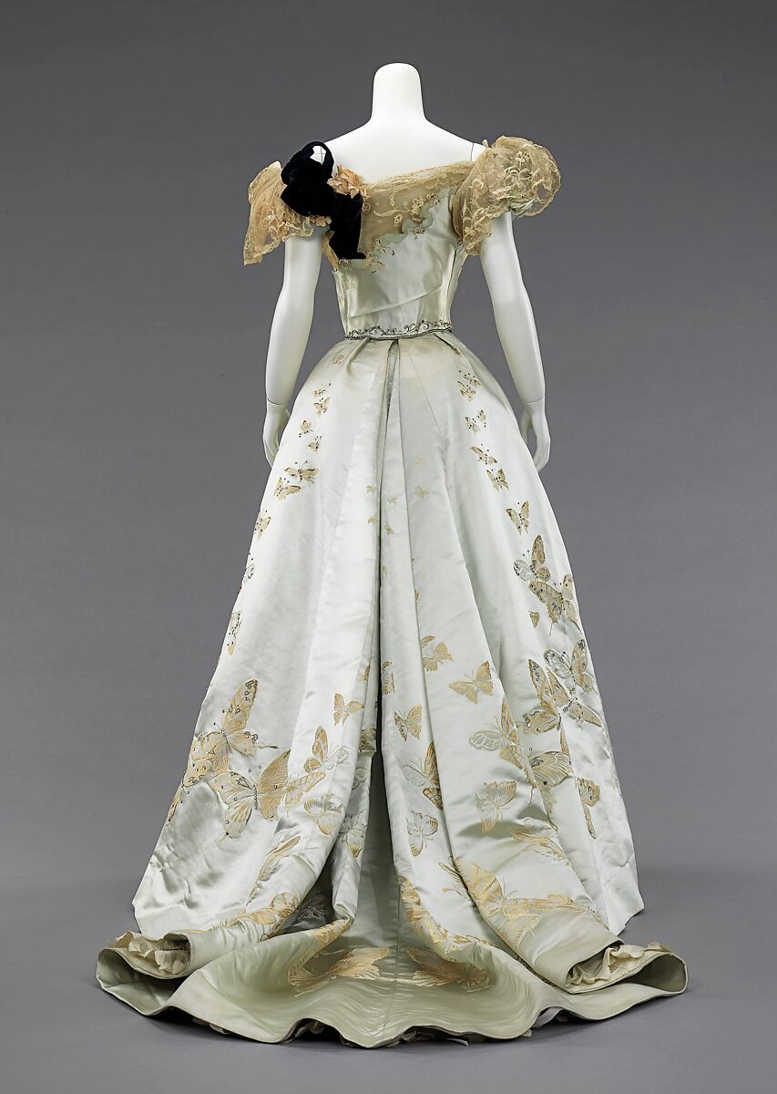 Ball gown, House of Worth (French, 1858–1956), silk, rhinestones, metal, French