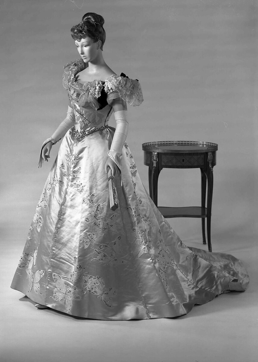 Ball gown, House of Worth (French, 1858–1956), silk, rhinestones, metal, French
