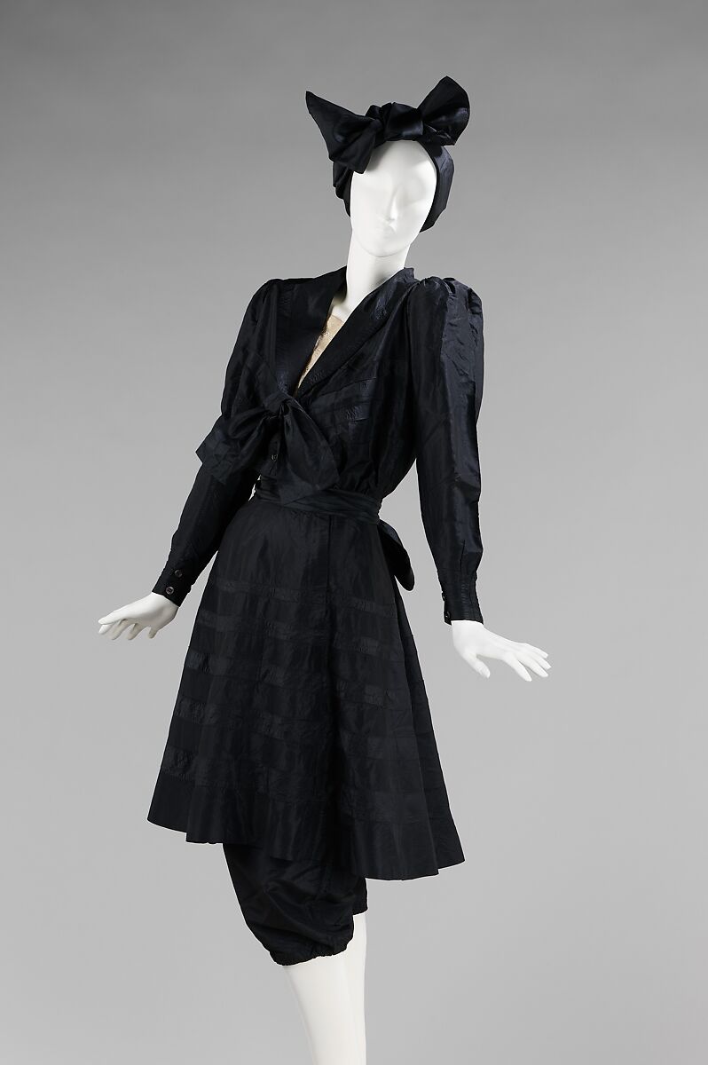 Beachwear, silk, cotton, mother-of-pearl, French