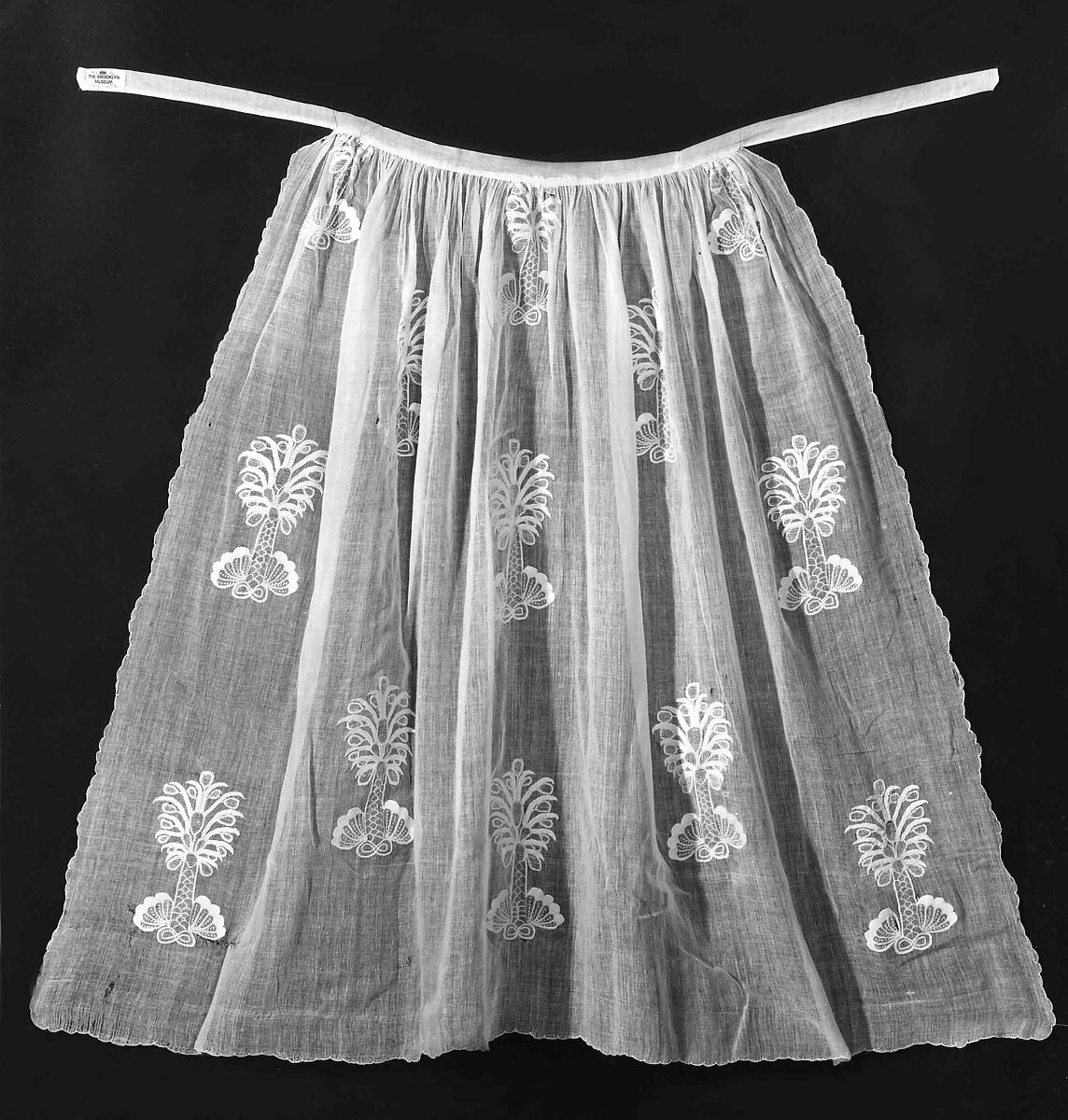 Apron, cotton, British