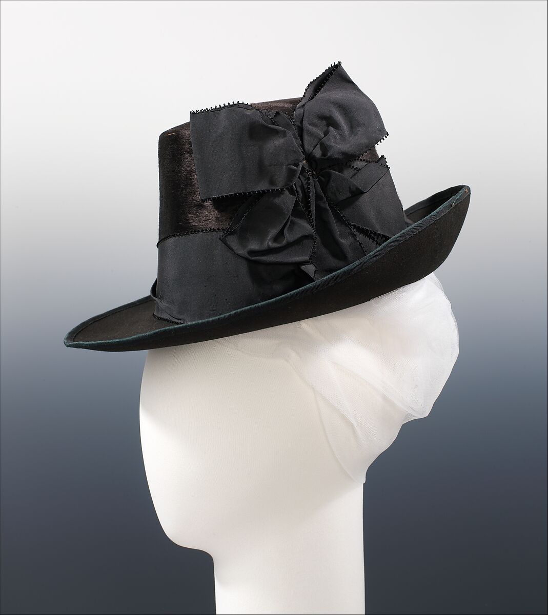 Hat, Mme. Mantel (French), fur, wool, silk, French 
