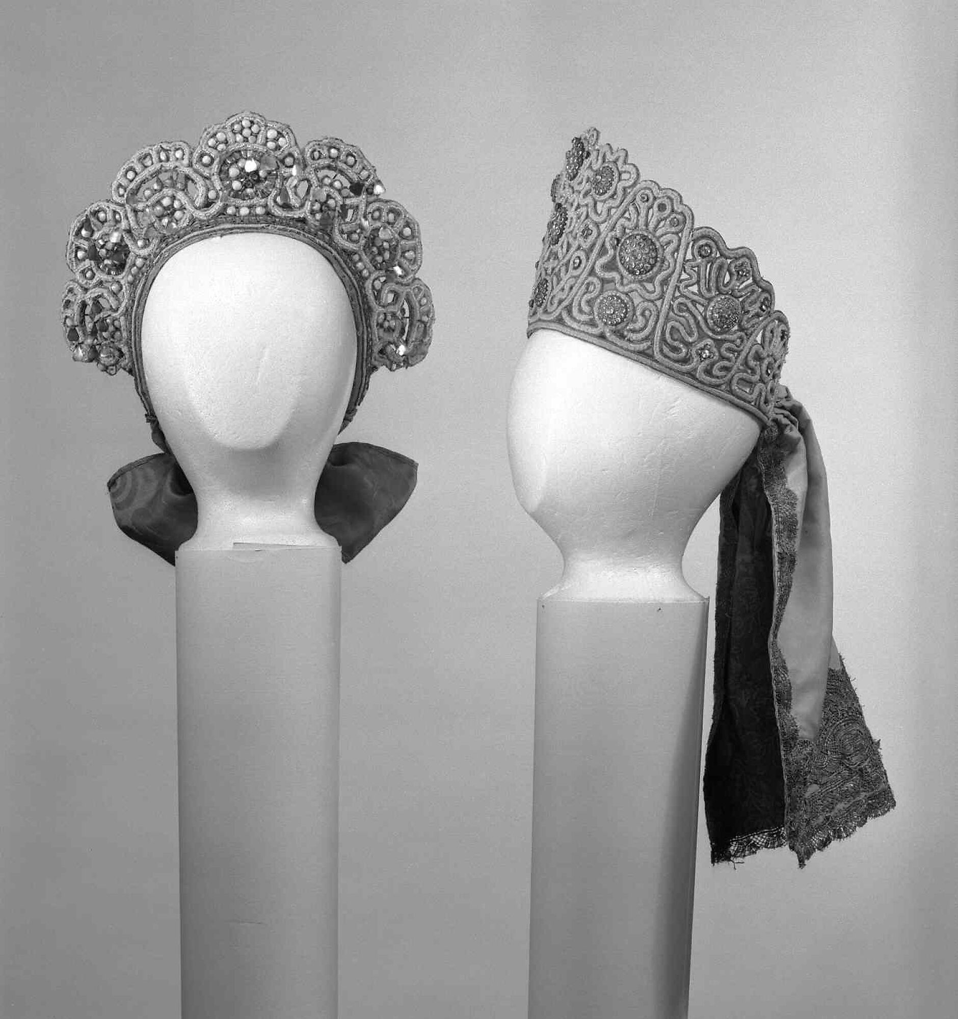 Wedding headdress, paper, metal, mother-of-pearl, glass, silk, cotton, Russian