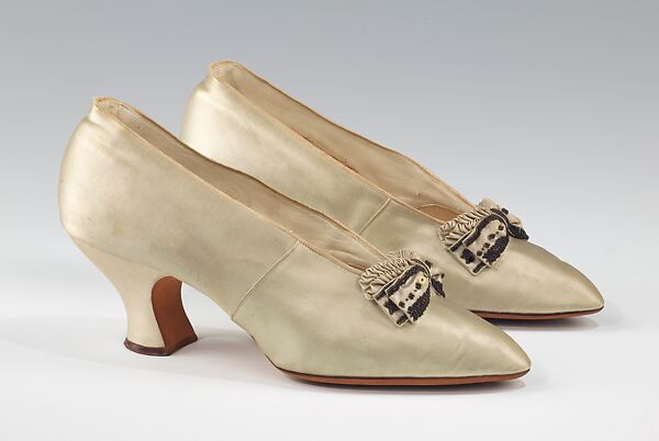 Evening pumps, J. &amp; J. Slater (American), silk, American 