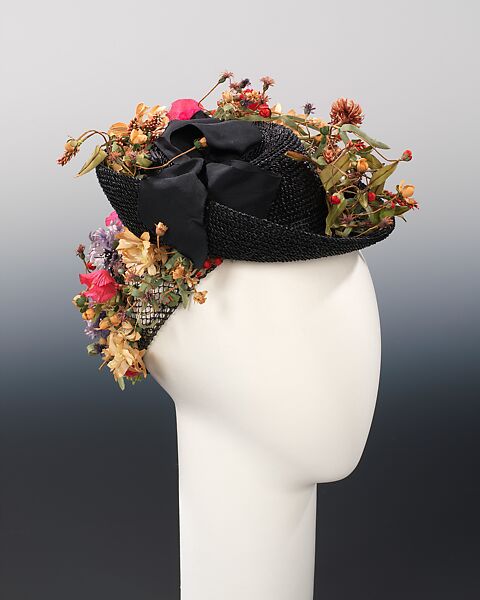 1930s Vintage Artisan Silk Swirl Hat Schiaparelli Style Craftmanship 1930s Vintage Artisan Silk Swirl Hat Schiaparelli Style  main image 3