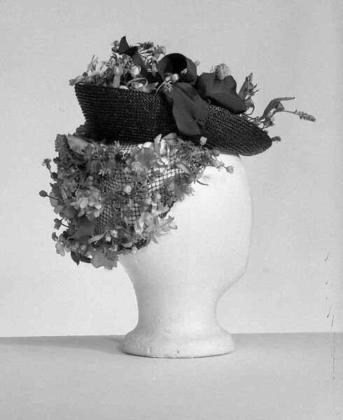 Hat, Schiaparelli (French, founded 1927), straw, silk, cotton, French