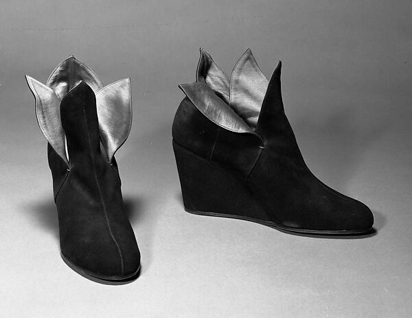 "Ninfea", Salvatore Ferragamo (Italian, 1898–1960), leather, silk, Italian