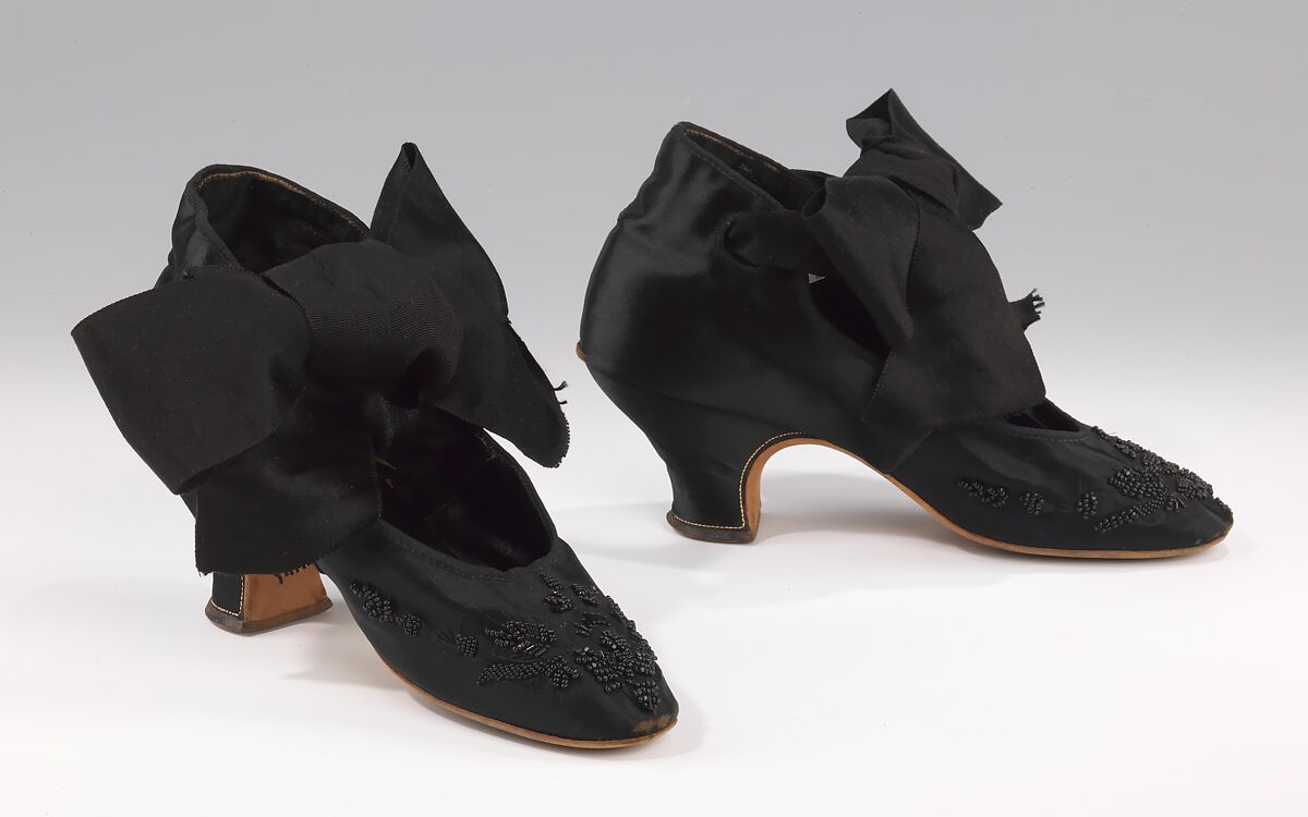 Evening shoes, silk, glass, French 