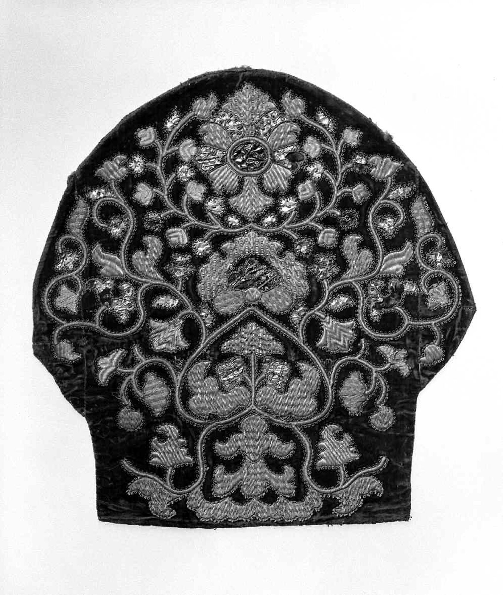 Headdress, silk, metal, linen, Russian