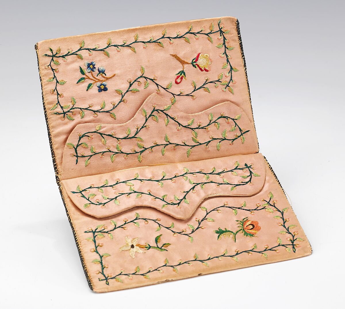 Purse, silk, metal, British