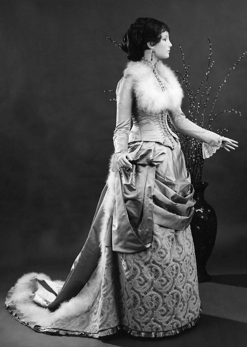 Evening dress, R. H. White &amp; Co. (American, Boston, Massachusetts), silk, feathers, American