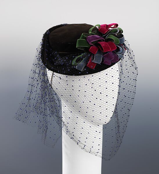 Hat, Madame Suzy (French), silk, French 