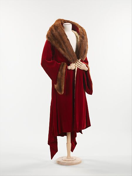 Evening coat, House of Paquin (French, 1891–1956), fur, silk, French 