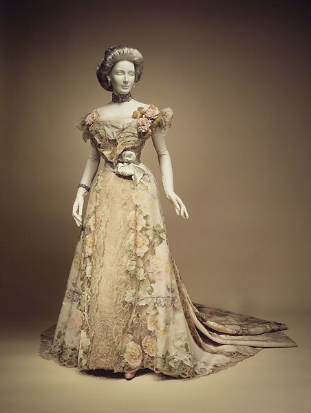Evening dress, House of Worth (French, 1858–1956), silk, cotton, rhinestones, metal, French