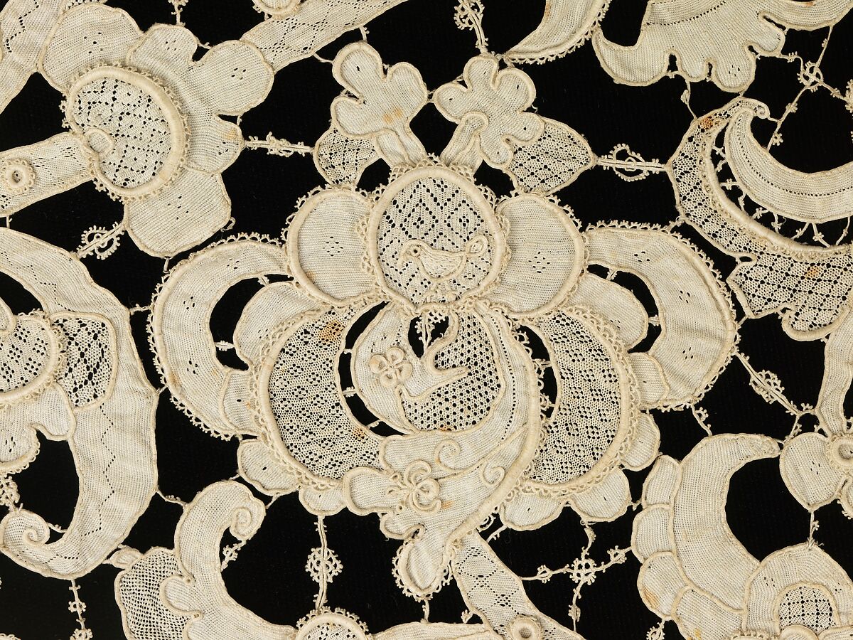 Collar, linen, probably British