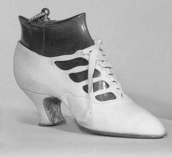 Shoe trees, Pierre Yantorny (Italian, 1874–1936), wood, French