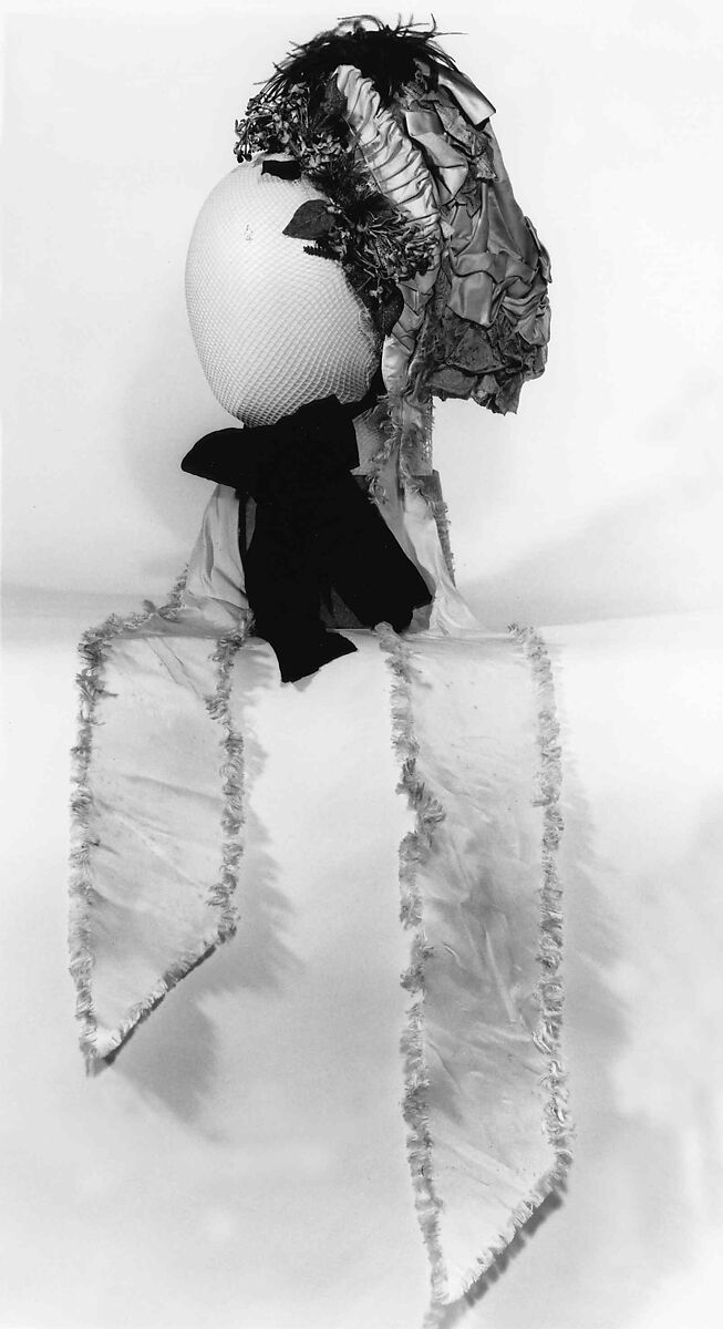 Bonnet, silk, feathers, cotton, linen, British