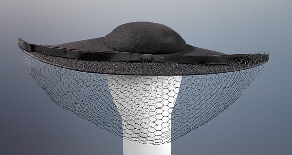 Hat, Lilly Daché (American (born France), Bègles 1898–1989 Louvecienne), wool, silk, American 