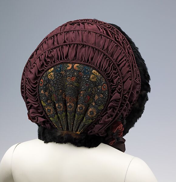 Calash, Augusta Reimer (Danish), silk, fur, metal, wood, Danish