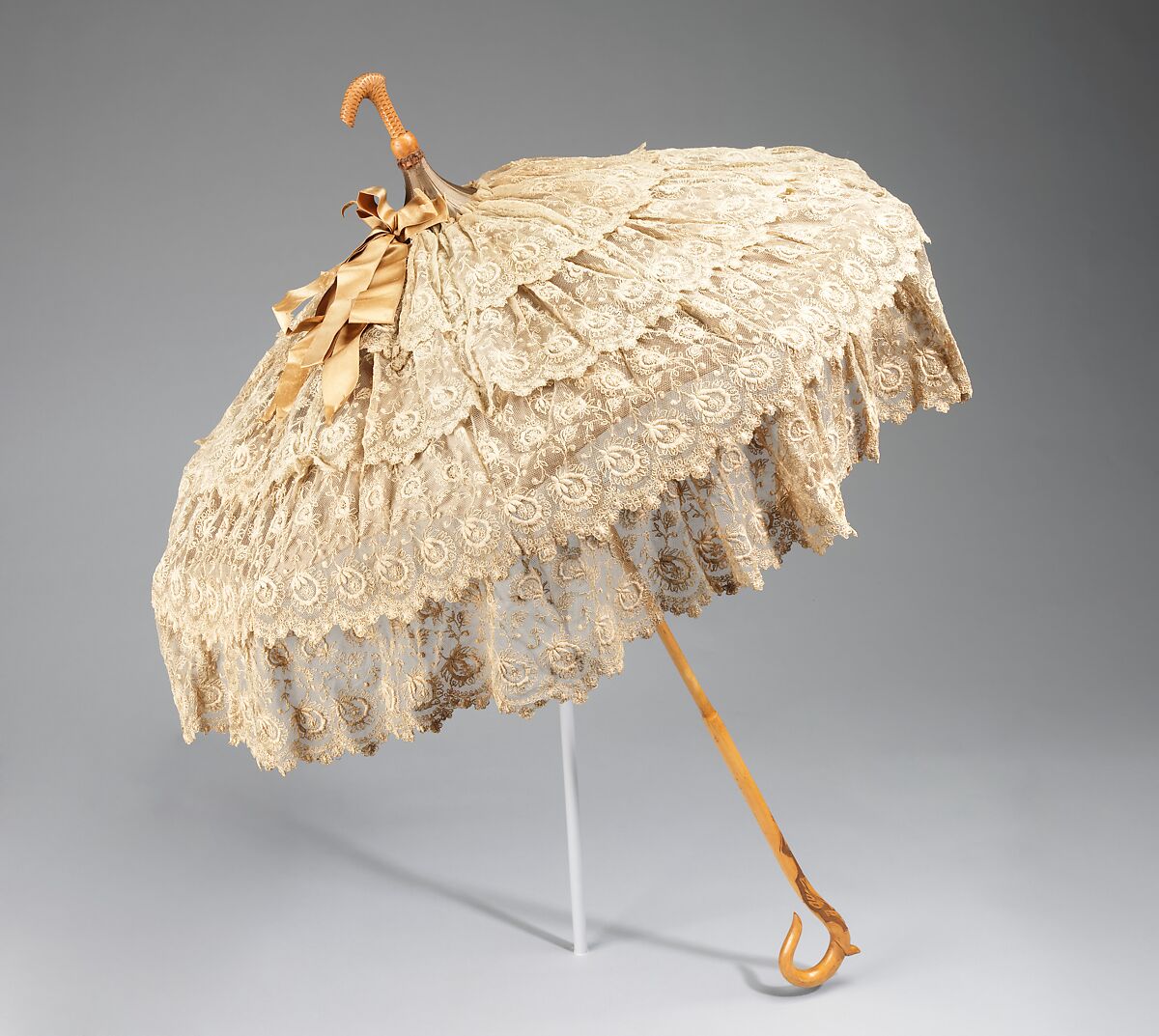 Parasol, silk, wood, metal, American 