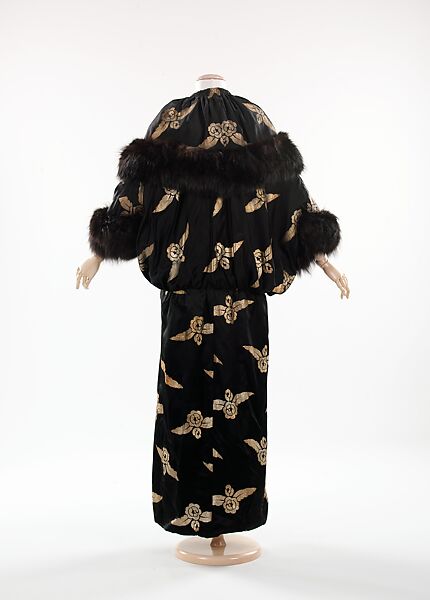 Evening coat, silk, fur, metal, American