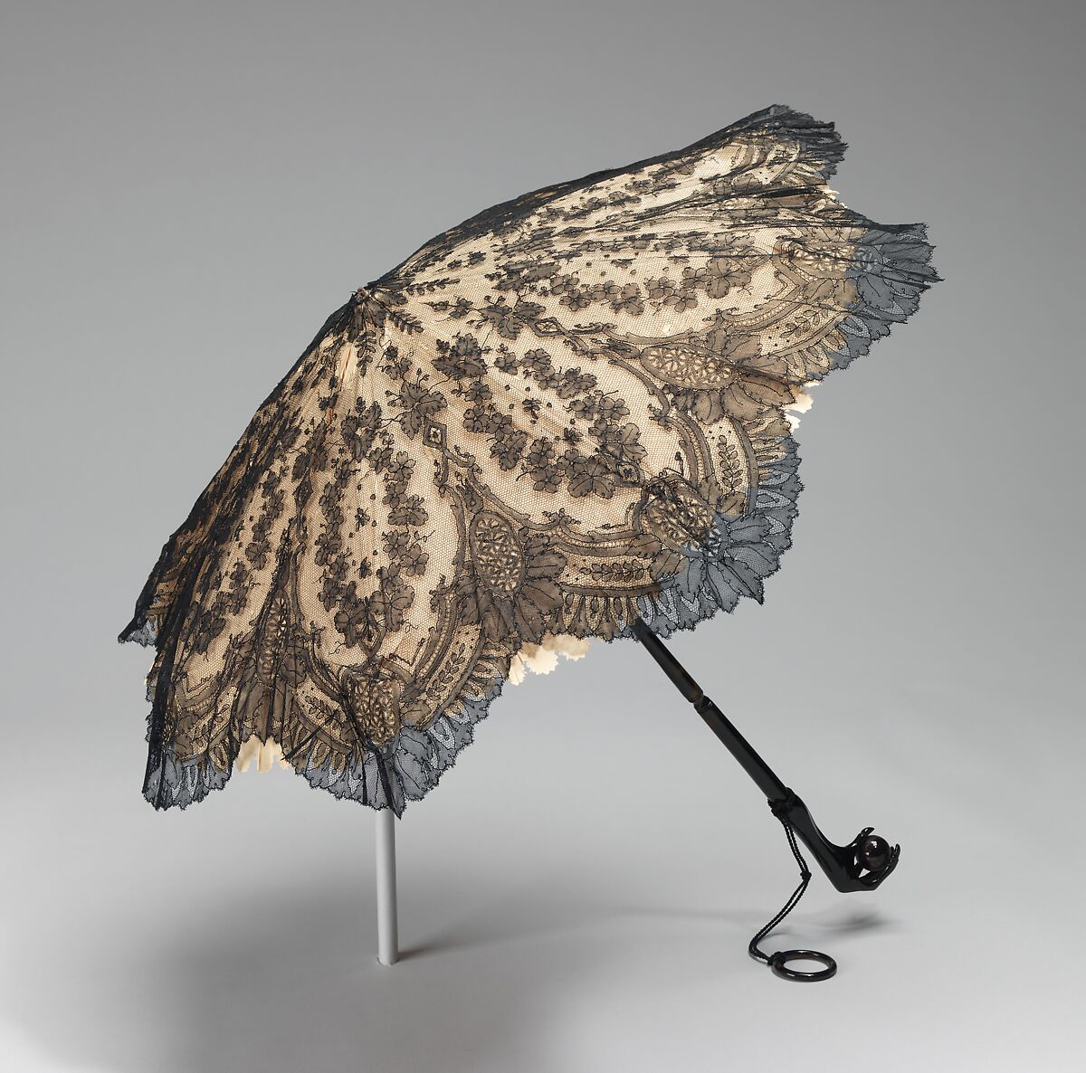 Parasol, Fortis, silk, tortoiseshell, metal, wood, American 