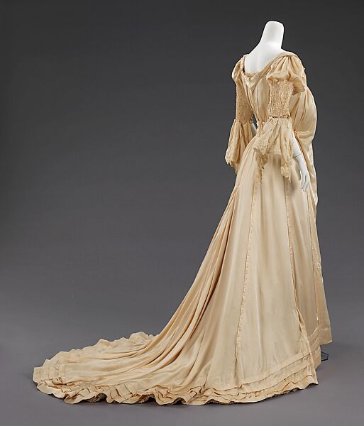 Wedding dress, L. Anderson (American), silk, American
