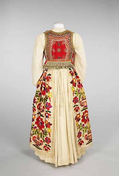 Ensemble, cotton, wool, plastic, metal, silk, glass, Bulgarian