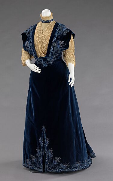 Evening dress, House of Worth (French, 1858–1956), silk, metal, French 