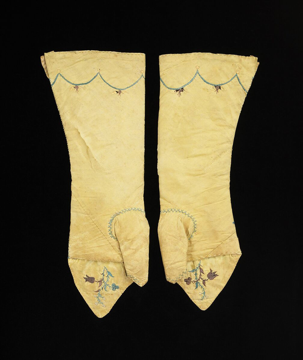 Mitts, silk, British