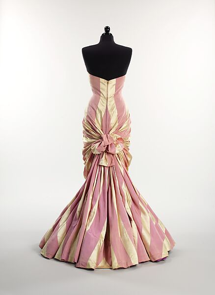 Evening dress, Elsa Schiaparelli (Italian, 1890–1973), silk, French