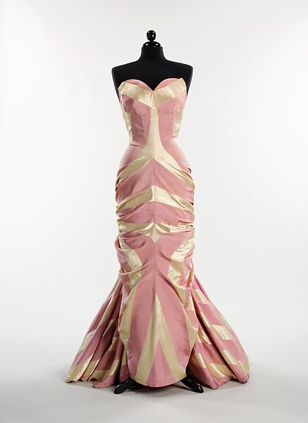 Evening dress, Elsa Schiaparelli (Italian, 1890–1973), silk, French 