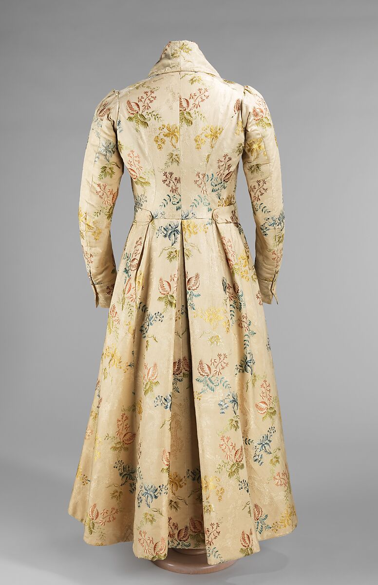 Ensemble, silk, French