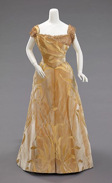 Ball gown, House of Worth (French, 1858–1956), silk, French 