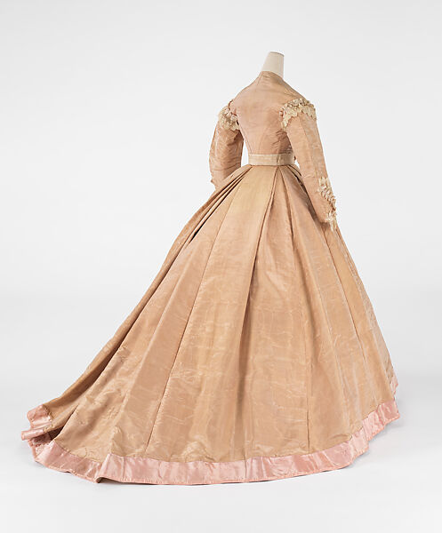 Evening dress, OLYMPE (American, active ca. 1851–1885), silk, mother-of-pearl, American