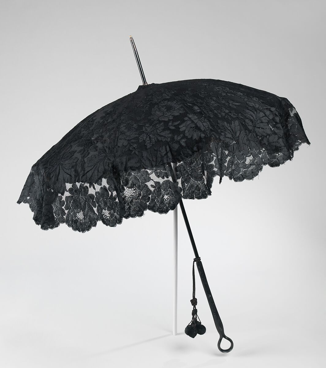 Parasol, G. Fox &amp; Company (American, Hartford, Connecticut 1847–1993), silk, wood, metal, European 