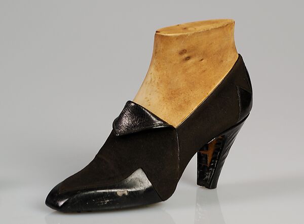 Model No. 472, Steven Arpad (French, 1904–1999), leather, wood, French