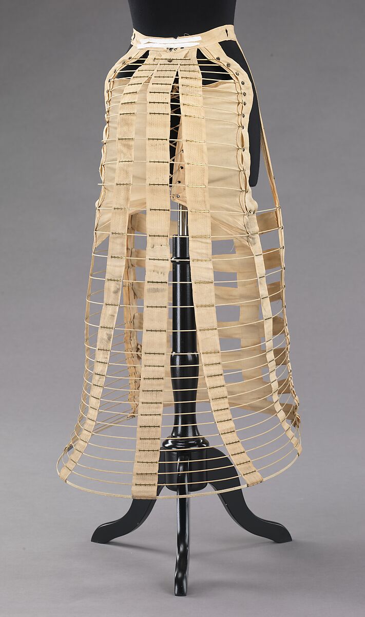 Bustle, linen, metal, American