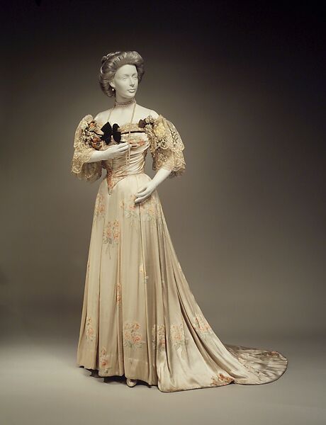 Evening dress, House of Worth (French, 1858–1956), silk, French 