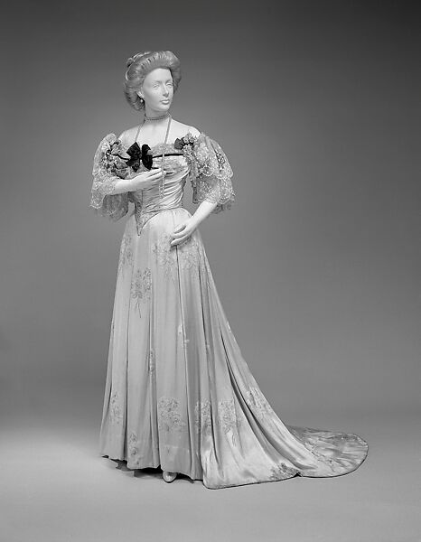 Evening dress, House of Worth (French, 1858–1956), silk, French