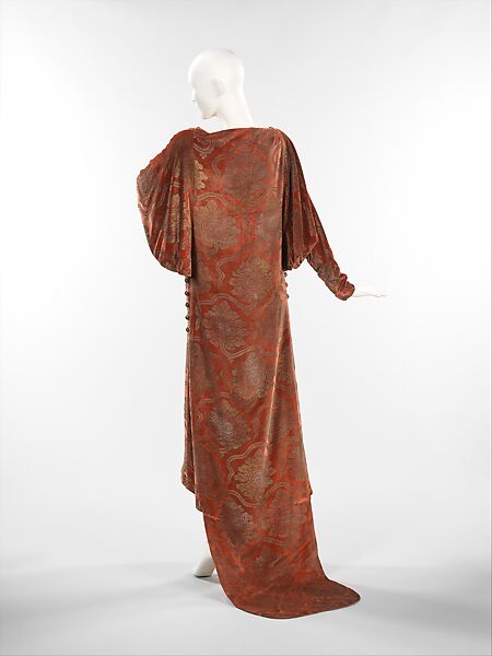 Evening dress, Gallenga (Italian, 1918–1974), silk, metal, probably American