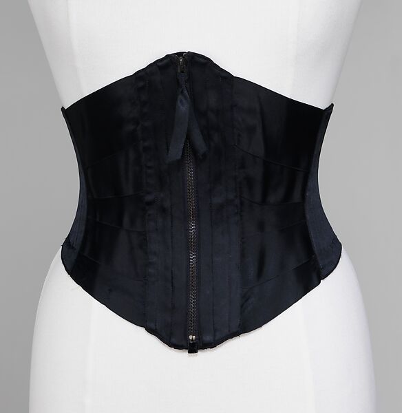 Vintage Underbust Embroidery Waist Training Corsets Cincher before