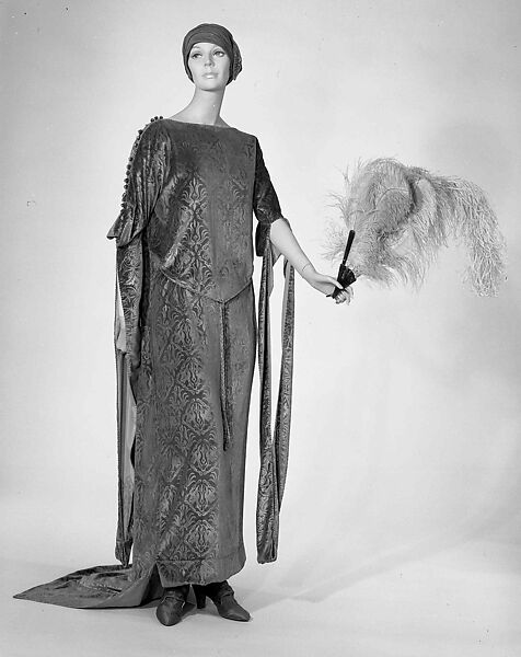 Evening dress, Gallenga (Italian, 1918–1974), silk, metal, glass beads, Italian