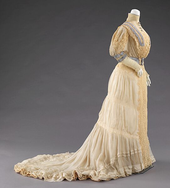 Evening dress, Lord &amp; Taylor (American, founded 1826), silk, linen, American