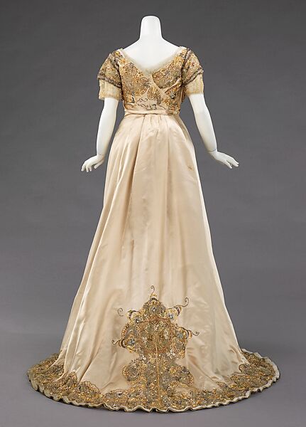 Ball gown, House of Worth (French, 1858–1956), silk, rhinestones, metal, French