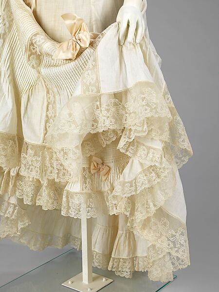 Wedding ensemble, The H. &amp; W. Company (American, active ca. 1905-1950), leather, cotton, silk, metal, linen, ivory, mother of pearl, American