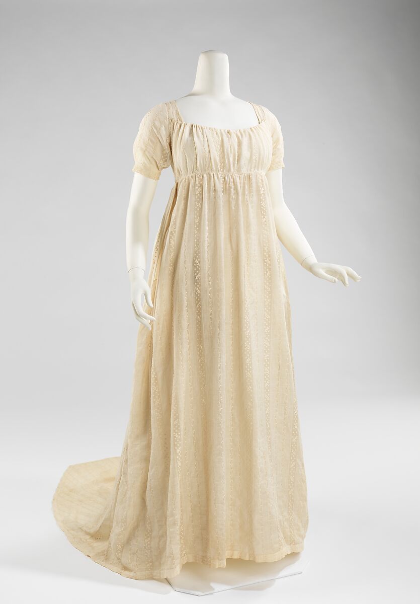 Dresses in the outlet 1800s